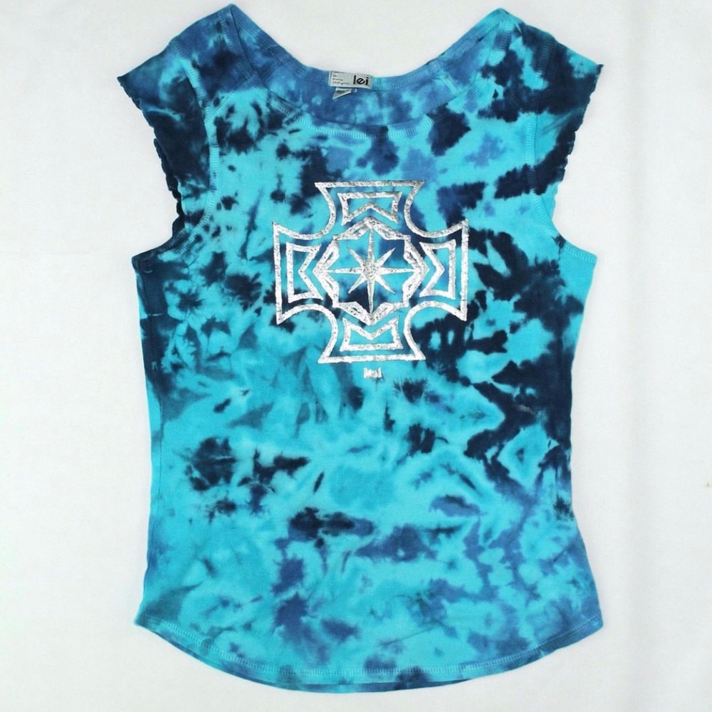 90s graphic tee